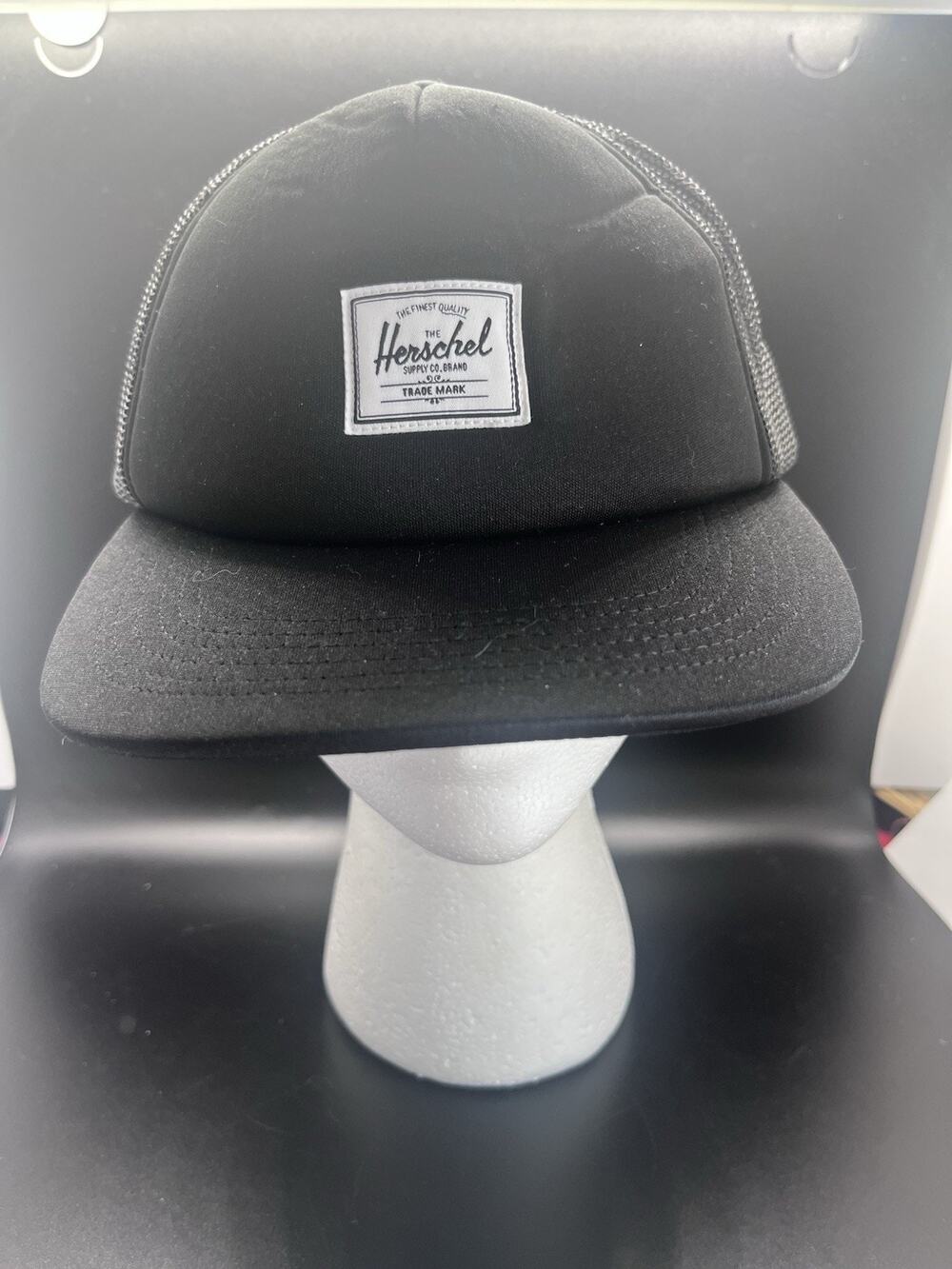 Herschel Supply Co Hat Cap Snapback Trucker Black Whaler Classic Logo Adjustable